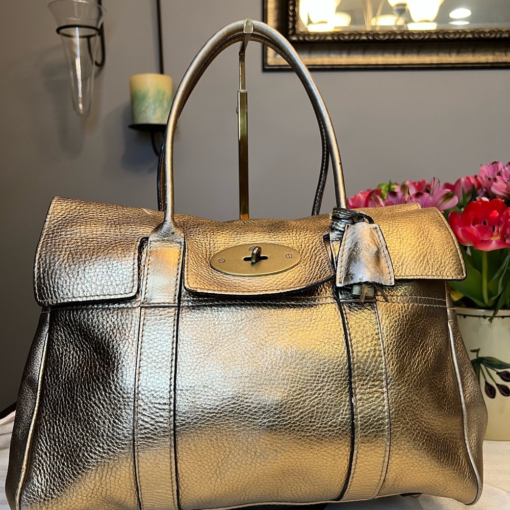 MULBERRY Bayswater Gold Leather Handbag with Branded Lock and 2 Keys